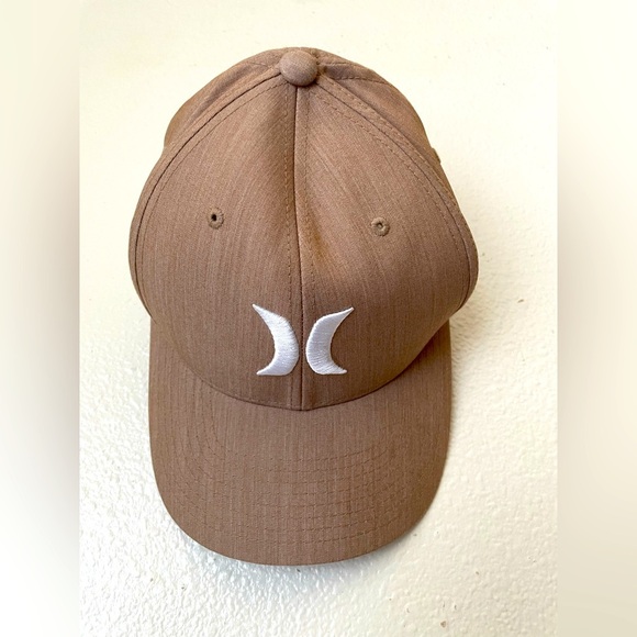 Hurley Other - Hurley Hat Cap Mens Fitted  small-Medium Chocolate Flexfit Stretch